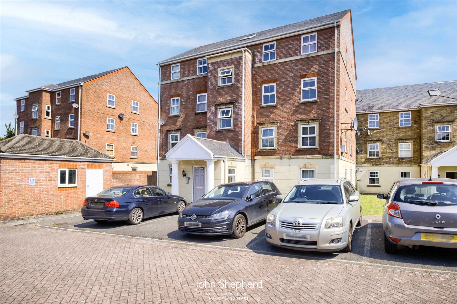 Old Dickens Heath Road, Shirley, Solihull, West Midlands, B90