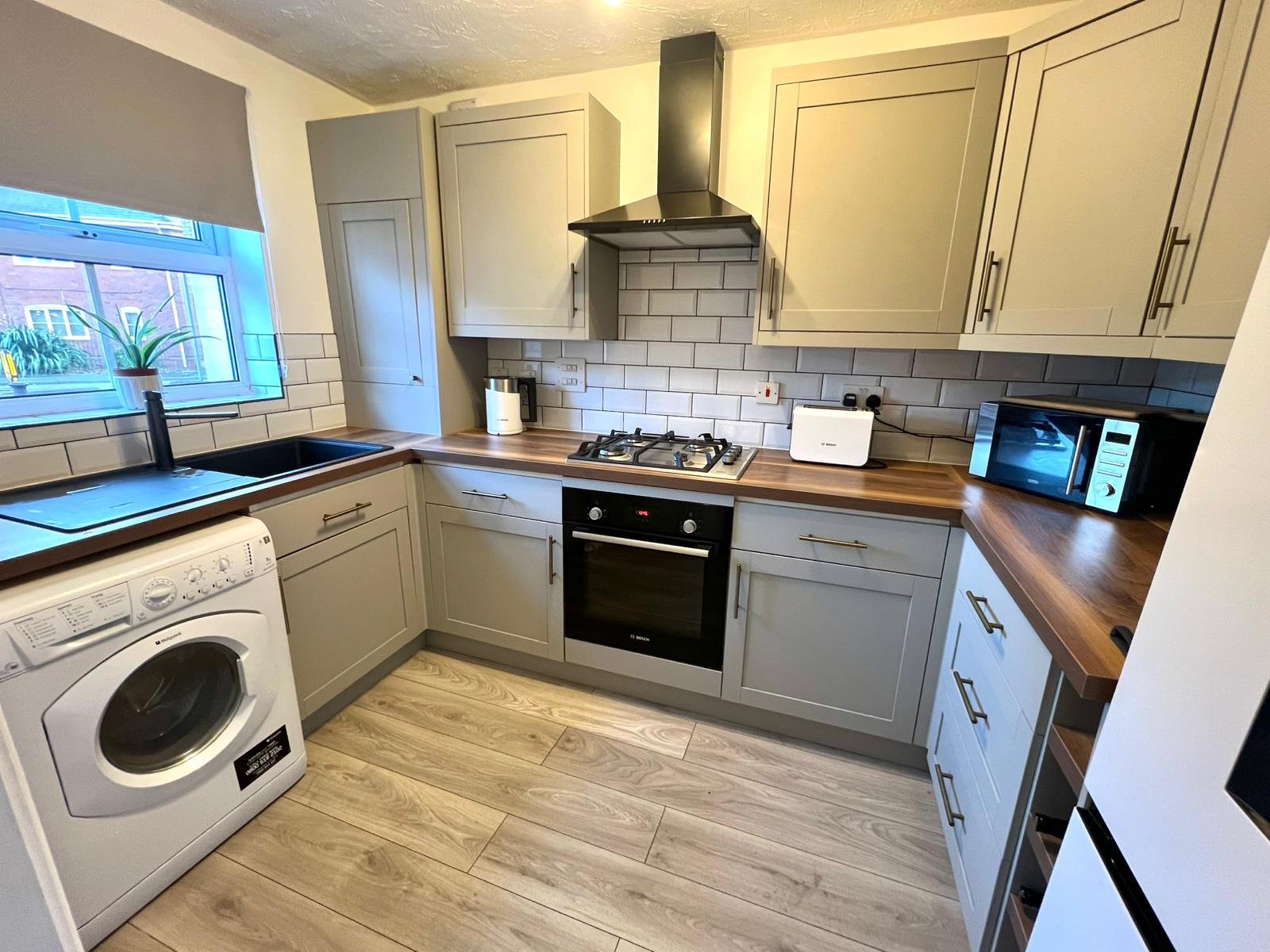 Old Dickens Heath Road, Shirley, Solihull, West Midlands, B90