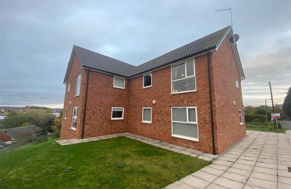 Property to rent with 2 bedrooms in Cedar Park Road, Redditch